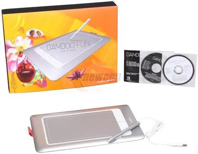 Alt view image 4 of 4 - Wacom Bamboo Fun Pen & Touch Touch - 7.5" x 5.1" (190mm x 130mm) Pen - 8.5" x 5.4" (216mm x 137mm) Active Area USB Tablet