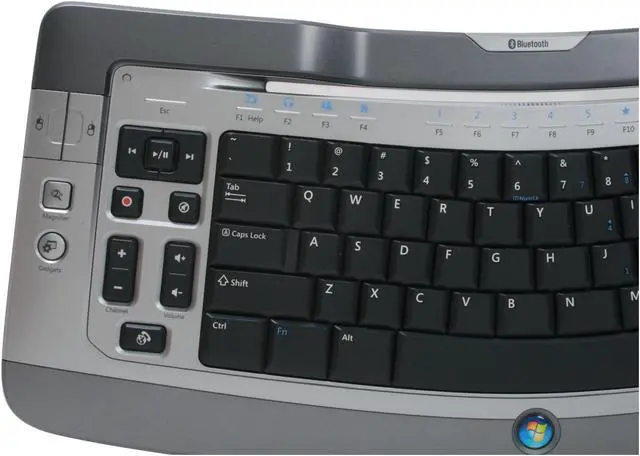 Alt view image 3 of 15 - Microsoft Wireless Entertainment Desktop 7000