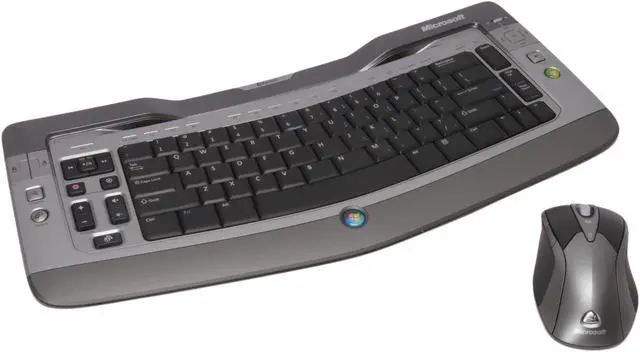 Main image of Microsoft USB 2.4 GHz Bluetooth Wireless Entertainment Desktop 7000 - OEM