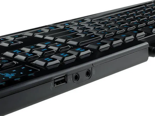 Alt view image 3 of 3 - RAZER Black USB Wired Lycosa Mirror Special Edition Gaming Keyboard