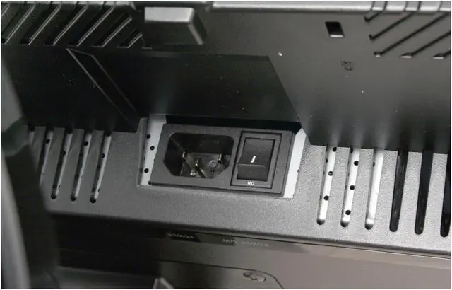 Alt view image 9 of 13 - SAMSUNG 27" WUXGA LCD Monitor 6ms(GTG) D-Sub, DVI, S-Video 275T