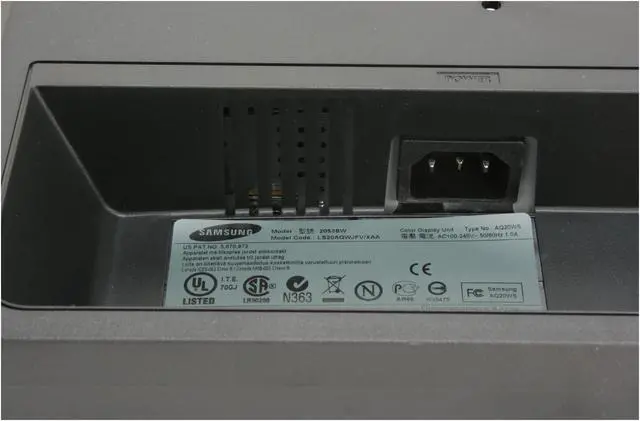 Alt view image 8 of 12 - SAMSUNG 20" a-si TFT/TN WSXGA+ LCD Monitor 5ms (2ms GTG) D-Sub, DVI 2053BW