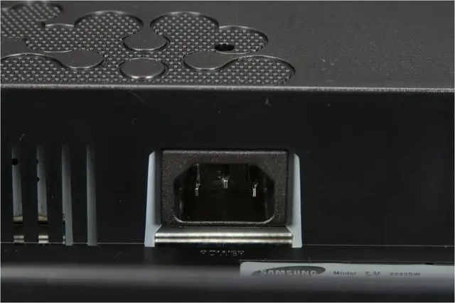 Alt view image 9 of 14 - SAMSUNG 2233SW High Glossy Black 21.5" 5ms Widescreen LCD Monitor 300 cd/m2 DC 15000:1(1000:1)  w/ HDCP Support