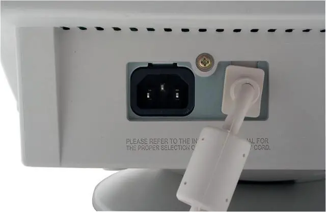 Alt view image 7 of 10 - ViewSonic E70 Beige 17" CRT Monitor 0.23mm horizontal, 0.27mm diagonal Dot Pitch D-Sub