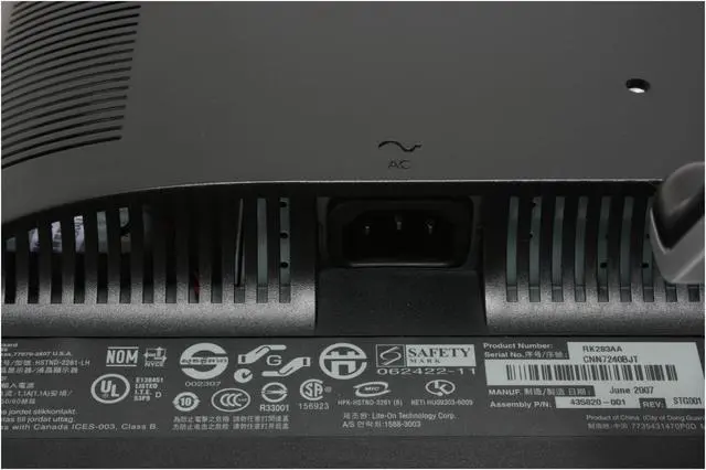 Alt view image 9 of 13 - HP w1907 Black-Silver 19" 5ms Widescreen LCD Monitor 300 cd/m2 1000:1 Built in Speakers w/ HDCP Support