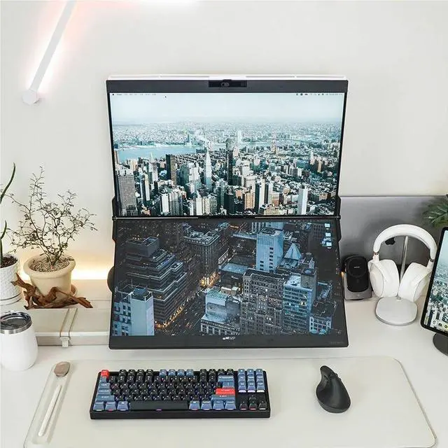 Main image of Mobile Pixels 24" 75Hz IPS IPS Monitor - LCD Flat Panel 14 ms Geminos Geminos X