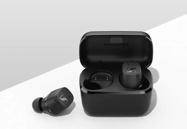 Alt view image 6 of 11 - Sennheiser CX200TW1 - Black