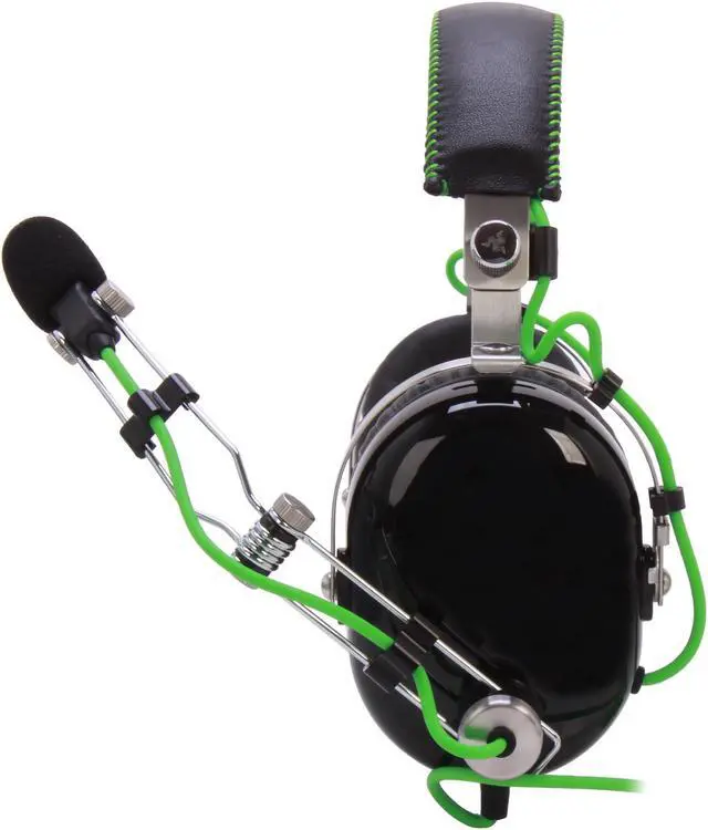 Alt view image 4 of 6 - Razer BlackShark Over Ear Noise Isolating PC Gaming Headset