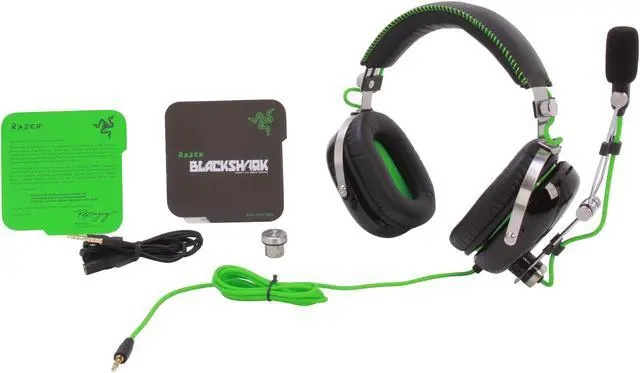 Alt view image 6 of 6 - Razer BlackShark Over Ear Noise Isolating PC Gaming Headset