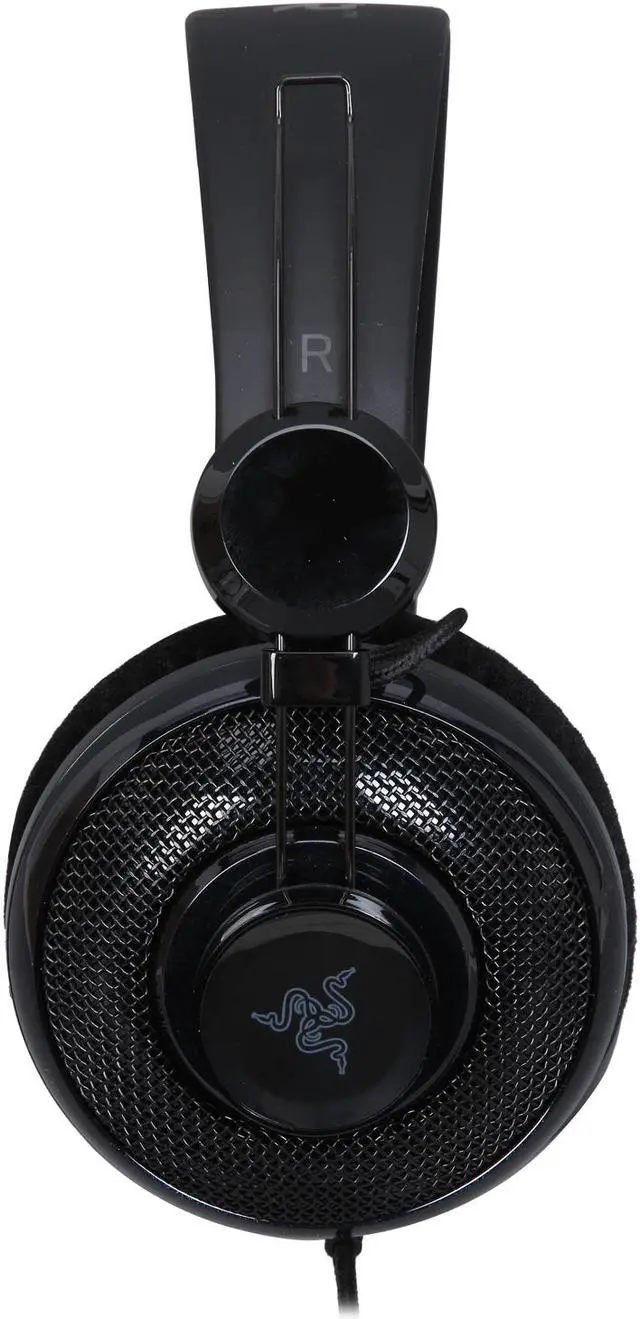 Alt view image 4 of 7 - Razer Carcharias Gaming Headset (RZ04-00270100)