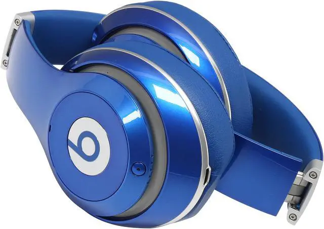 Alt view image 6 of 7 - Beats Studio 2.0 Over-Ear Headphone – Blue
