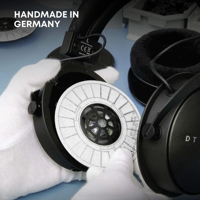 Alt view image 4 of 10 - Beyerdynamic DT 1770 Pro MKII Premium Tesla studio headphones for recording, monitoring and editing (closed-back) - Black