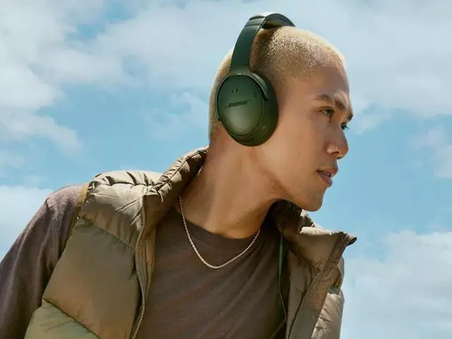 Alt view image 3 of 6 - Bose QuietComfort Wireless Noise Cancelling Over-the-ear Headphones - Cypress Green