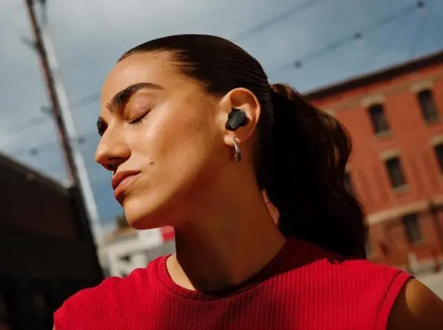 Alt view image 2 of 7 - Bose QuietComfort Ultra Earbuds (2nd Gen) True Wireless Noise Cancelling In-Ear - Black