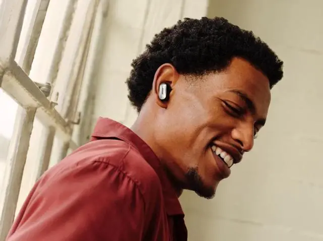 Alt view image 3 of 7 - Bose QuietComfort Ultra Earbuds (2nd Gen) True Wireless Noise Cancelling In-Ear - Black