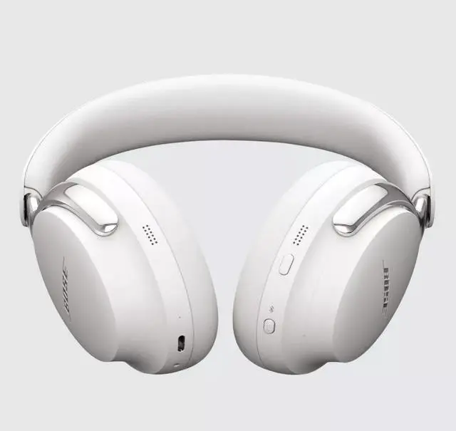 Alt view image 4 of 5 - Bose QuietComfort Ultra (2nd Gen) Noise Cancelling Over-Ear Wireless Bluetooth Headphones with Mic/Remote - White Smoke