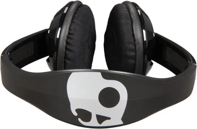 Alt view image 4 of 5 - Skullcandy Uprock Blk/Blk On Ear  S5URCZ-033