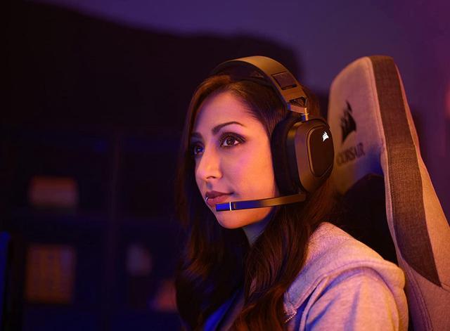 Alt view image 7 of 16 - Corsair HS80 RGB WIRELESS Premium Gaming Headset with Dolby Atmos Audio (Low-Latency, Omni-Directional Microphone, 60ft Range, Up to 20 Hours Battery Life, PS5/PS4 Wireless Compatibility) Black