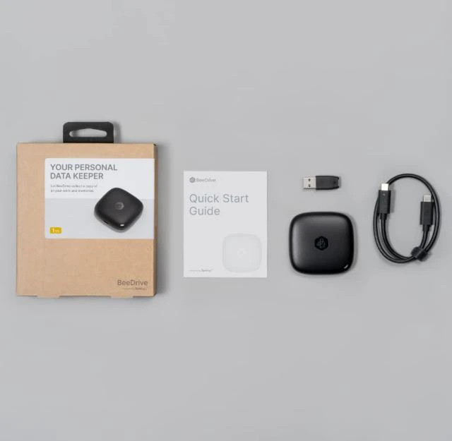 Alt view image 6 of 6 - Synology BeeDrive Portable SSD - 2TB - USB 3.2 Gen 2 (Type C)