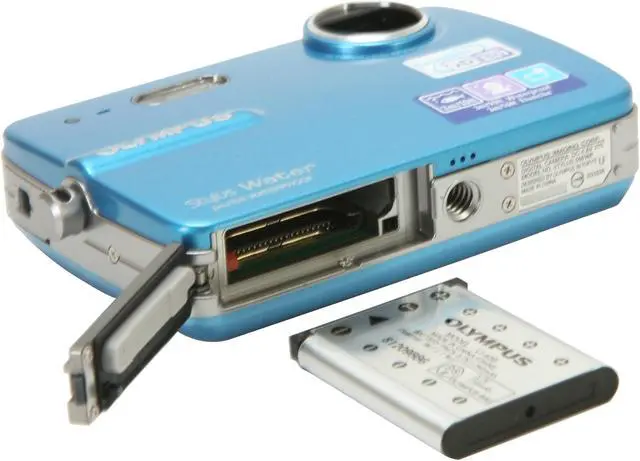 Alt view image 11 of 12 - OLYMPUS Stylus 550WP Blue 10.0 MP 3X Optical Zoom Waterproof Digital Camera