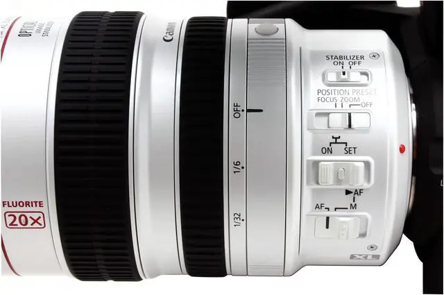 Alt view image 4 of 20 - Canon XL2 3CCD 20X Optical Zoom Professional Camcorder