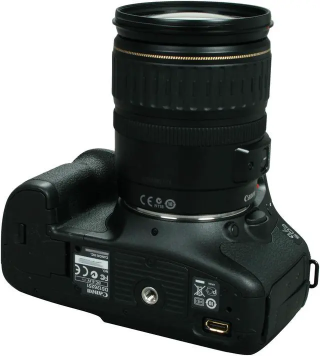 Alt view image 9 of 11 - Canon EOS 7D 3814B010 Black 18.0 MP Digital SLR Camera w/ EF 28-135mm f/3.5-5.6 IS Lens
