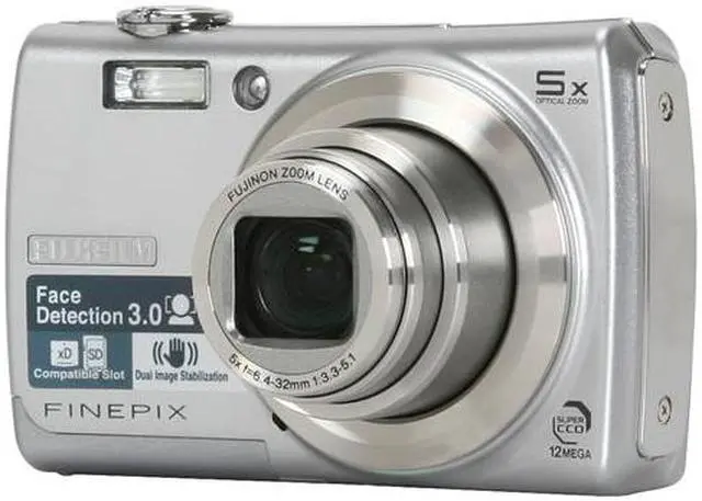 FUJIFILM FinePix F100fd シルバー