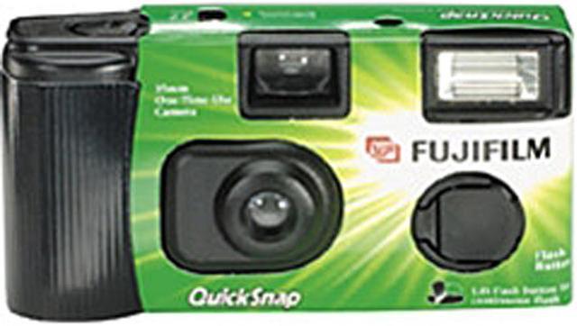 FUJIFILM QuickSnap Flash 400 7033661 Disposable 35mm Camera