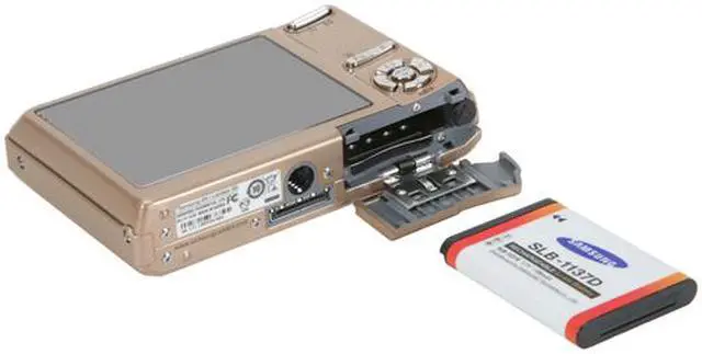 Alt view image 11 of 12 - SAMSUNG Digimax i85 Gold 8.2 MP 3.0" 230K LCD 5X Optical Zoom Digital Camera