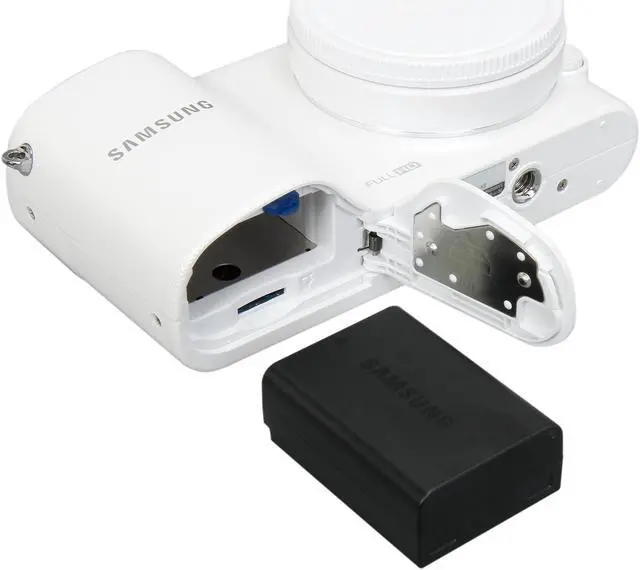 Alt view image 9 of 10 - Samsung NX2000 Mirrorless Digital Camera with 20-50mm f/3.5-5.6 Lens (White)
