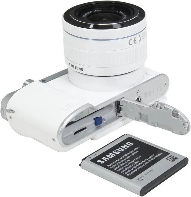 Alt view image 11 of 12 - SAMSUNG NX3000 EV-NX3000BEHUS White 20.3MP 3.0" 460.8K LCD Mirrorless Digital Camera with 20-50mm Lens