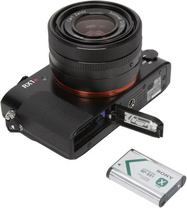 Alt view image 8 of 9 - SONY Cyber-shot RX1R Black 24.3MP Digital Camera