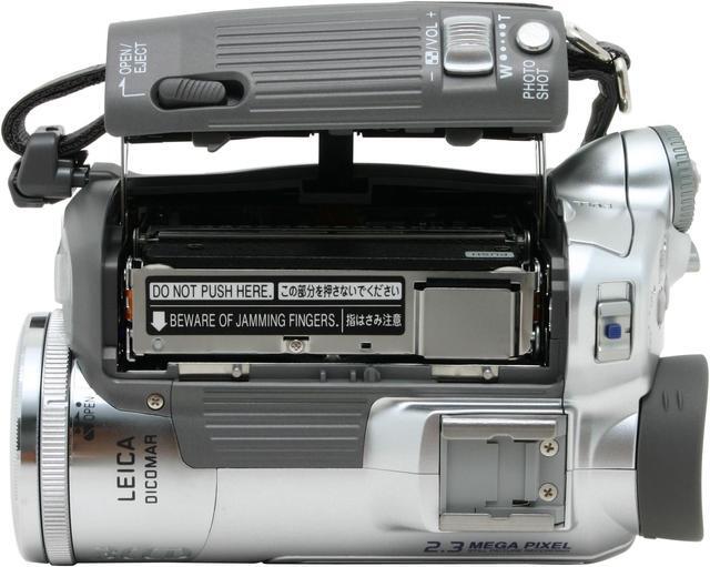 Alt view image 8 of 10 - Panasonic PV-GS150 1/6" 3CCD 2.5" 113K LCD LCD 10X Optical Zoom MiniDV Camcorder