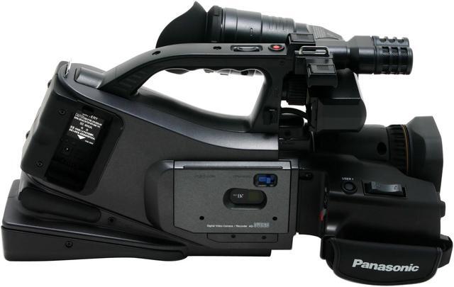 Alt view image 6 of 8 - Panasonic AG-DVC60 1/4" 3CCD 2.5" LCD 16X Optical Zoom MiniDV Camcorder