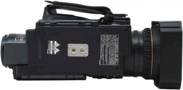 Alt view image 11 of 17 - Panasonic AG-DVX100B 3CCD 3.5"LCD 10X Optical Zoom Professional Camcorder