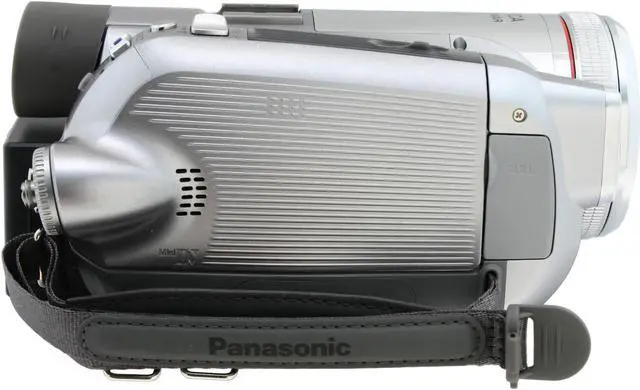 Alt view image 9 of 13 - Panasonic PV-GS500 1/4.7" 1.07MP 3CCD 2.7"  123K LCD 12X Optical Zoom MiniDV Camcorder
