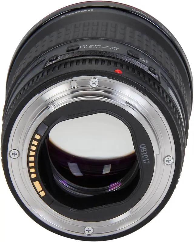 Alt view image 4 of 6 - Canon EF 135mm f/2L USM Lens