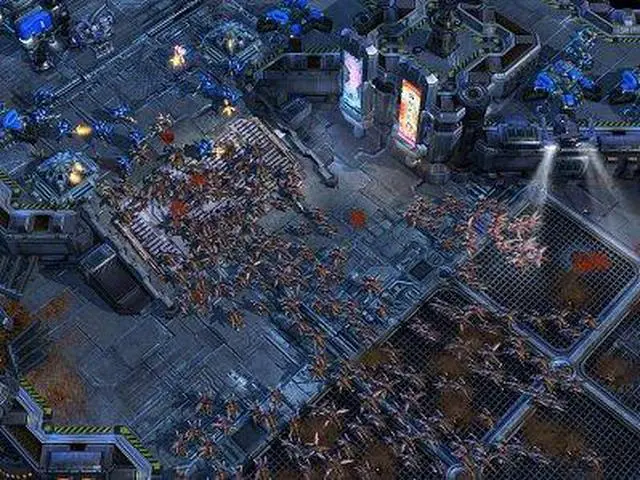 Alt view image 3 of 10 - Starcraft II: Wings of Liberty PC Game
