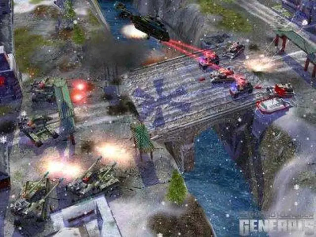 Alt view image 3 of 8 - Command & Conquer: First Decade PC Game