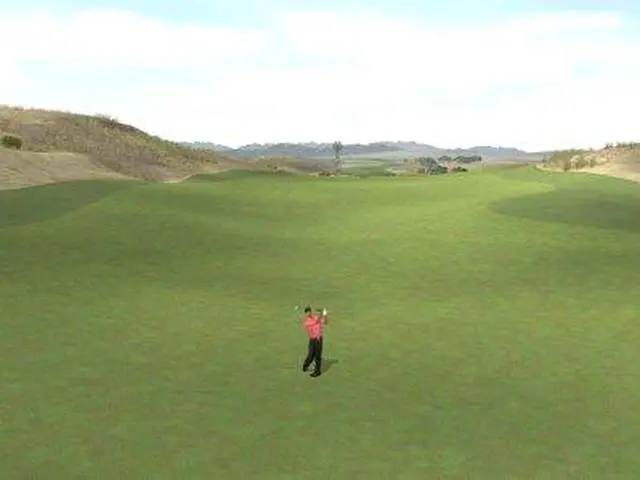 Alt view image 10 of 13 - Tiger Woods PGA Tour 2007 PC Game