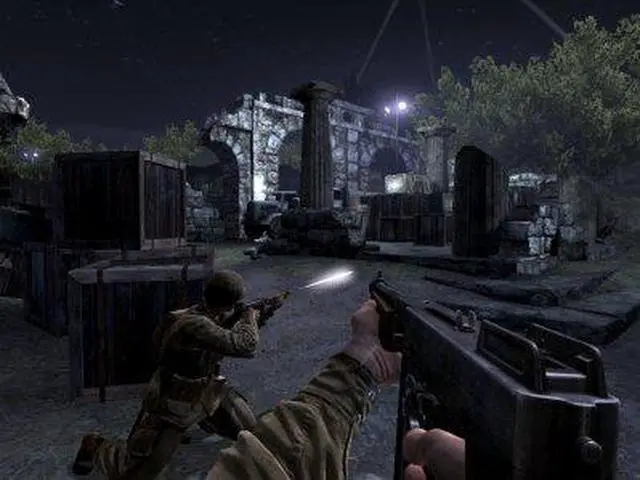 Alt view image 10 of 17 - Medal of Honor: Airborne PC Game