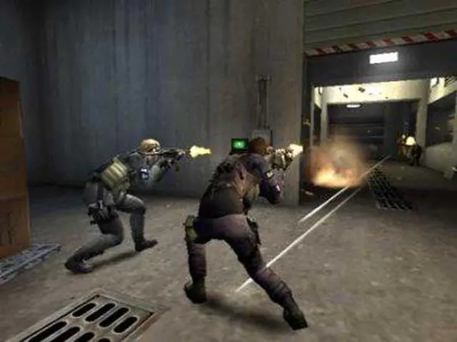 Alt view image 8 of 19 - Rainbow 6 Lockdown PC Game