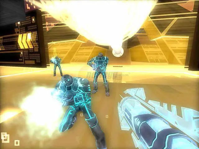 Alt view image 2 of 20 - TRON 2.0 PC Game
