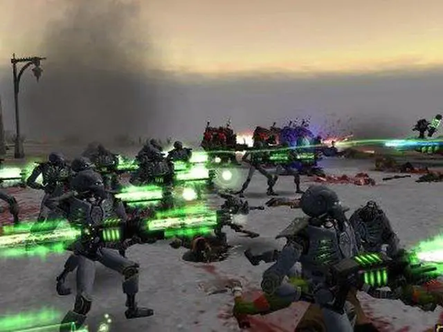 Alt view image 7 of 20 - Warhammer 40k: Dawn of War: Dark Crusade PC Game