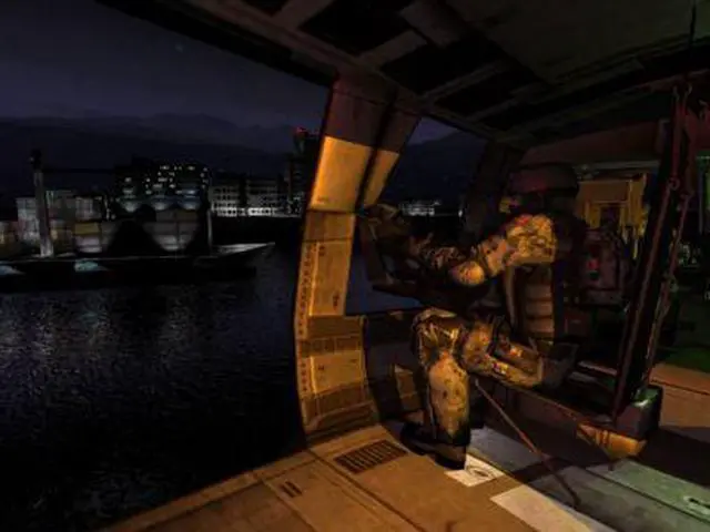 Alt view image 4 of 20 - F.E.A.R.: First Encounter PC Game