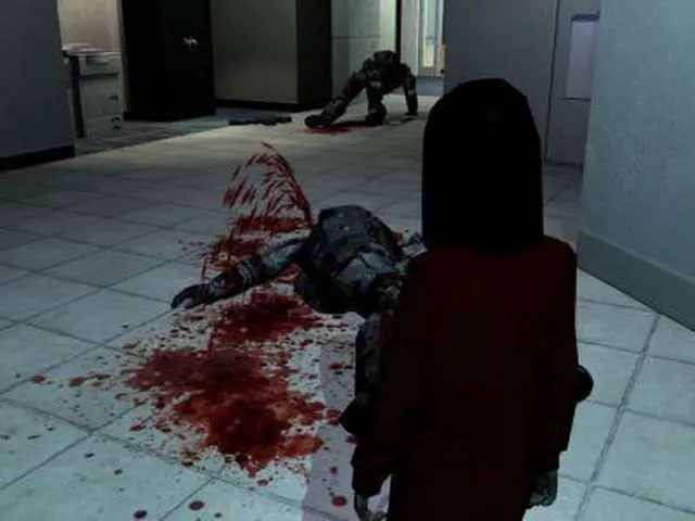 Alt view image 7 of 20 - F.E.A.R.: First Encounter PC Game