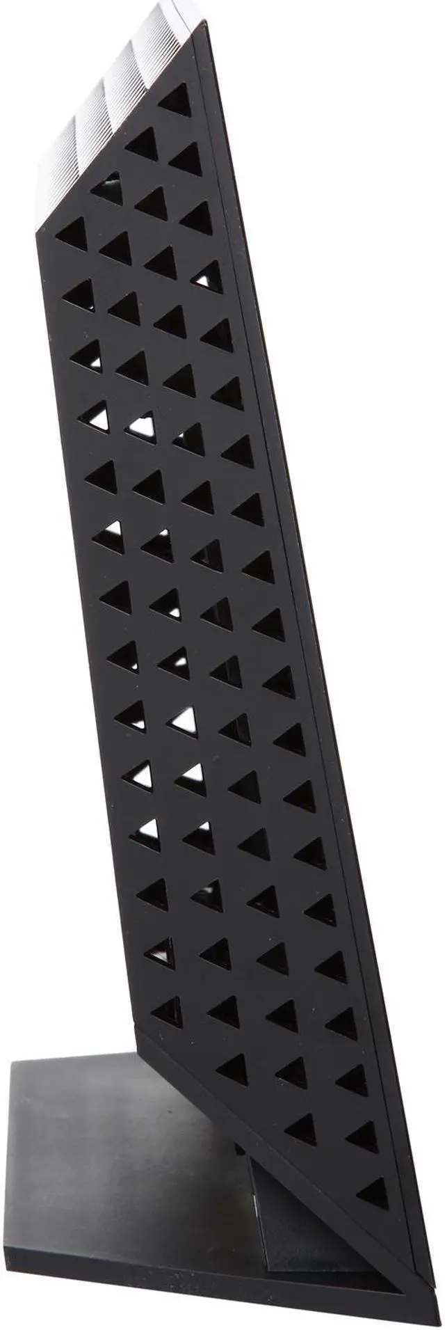 Alt view image 6 of 7 - NETGEAR AC1450 Dual Band Gigabit Smart WiFi Router Two (2) USB ports—one USB 3.0 and one USB 2.0 port IEEE 802.11 b/g/n 2.4 GHz IEEE 802.11 a/n/ac 5.0 GHz Five (5) 10/100/1000 (1 WAN and 4 LAN) Gigabit Ethernet ports with auto-sensing techn