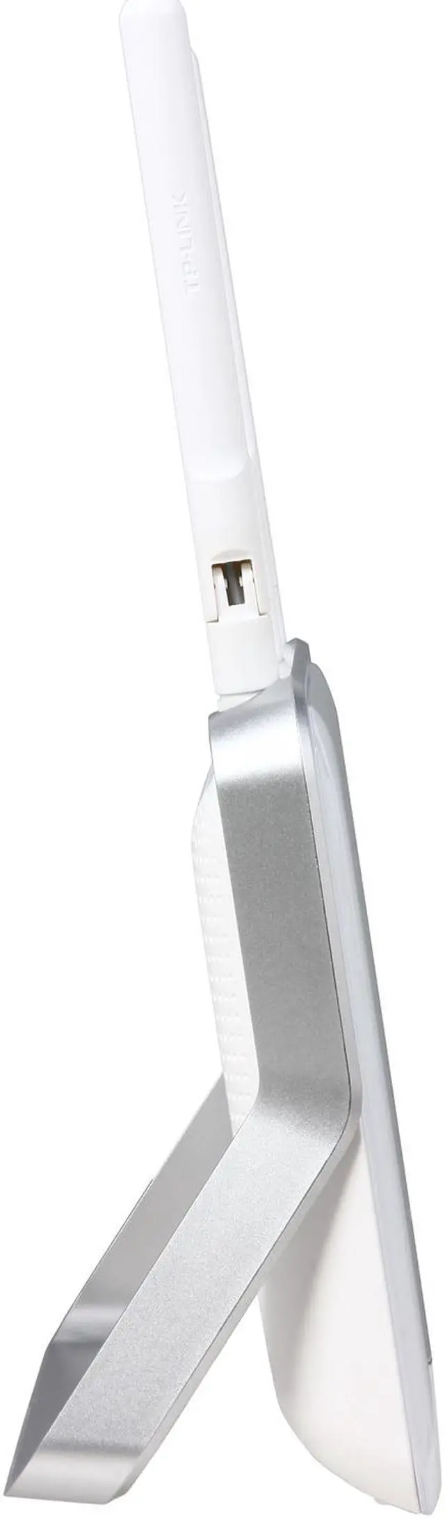 Alt view image 3 of 5 - TP-LINK Archer C8 AC1750 Dual Band Wireless AC Gigabit Router, 2.4 GHz 450 Mbps+5 GHz 1350 Mbps, 1 x USB 2.0 Port & 1 x USB 3.0 Port, IPv6, Guest Network
