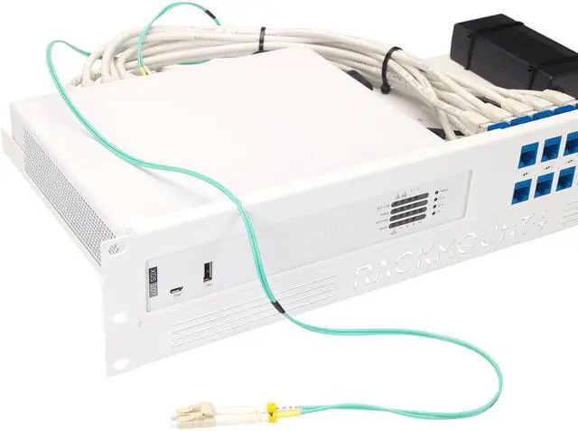 Alt view image 2 of 2 - Rackmount.IT RM-SR-T11 Ethernet Adapter