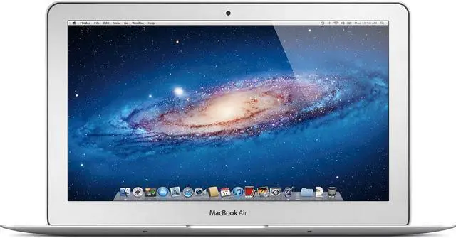 Main image of Apple MacBook Air MD223LL/A Intel Core i5-3317U X2 1.7GHz 4GB 64GB SSD, Silver (Scratch and Dent)